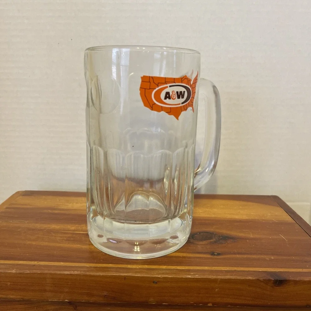 A&W Root‎ Beer Mug Glass USA Map Logo Restaurant Advertising Collectible